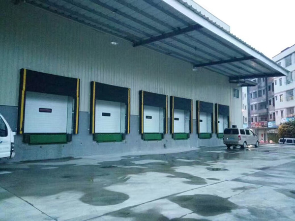 廣東工業(yè)提升門廠家 廣東工業(yè)提升門廠家